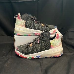 Men’s Nike Lebron 18 Multicolor Basketball Shoes (Size 10.5)